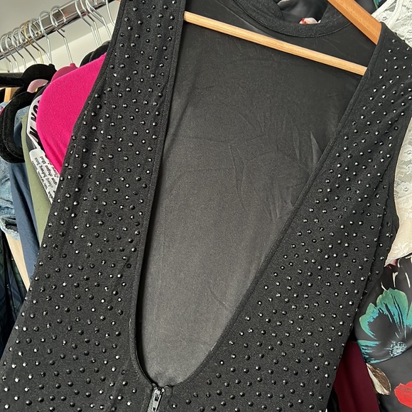 Black Sequin<> Large<> worn once <> 5’5 for reference<> very long - Picture 3 of 3